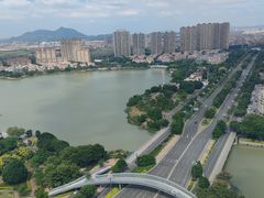 -荣誉国际酒店-云顶旋转餐厅