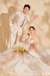 点击看大图 -至臻微拉婚纱摄影