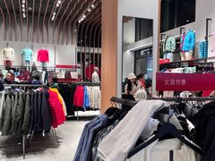 -lululemon(比斯特购物村店)