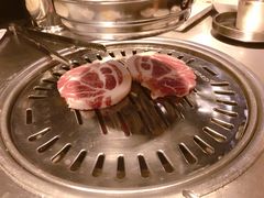 梅花肉-韩聚屋韩国烤肉餐厅(新北万达店)