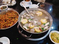 -牛一煲美食(江高店)