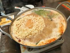 -小小集渔·泰式大排档(太古里香槟店)