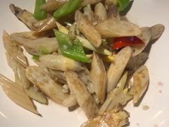 酸辣藕带-汪爹爹武汉牛三鲜(朝外大街店)