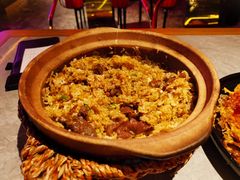 窝蛋牛肉煲仔饭-啫神·广州地标美食(北京路店)