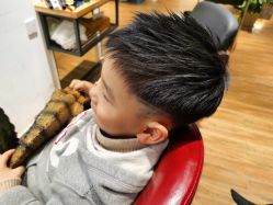 点击看大图 -Mentor Hair Salon