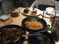 -来龙里 精致 东南亚餐室(万象城店)