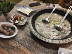 -新记印象酸菜鱼馆(天阳亲子广场店)