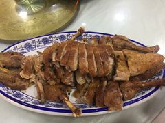 香酥鸭-广迎居老正兴菜馆