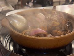 -胡须佬鸡煲四季火锅店(石厦西村直营店)