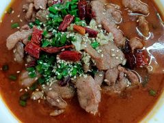 -胡子饮食店