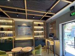 -秋果酒店(中日友好医院和平里北街地铁站店)