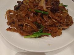 干炒牛河-稻香酒家·34年老字号·港式粤菜(汉街店)
