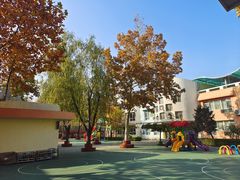 -红黄蓝幼儿园(颐东苑店)