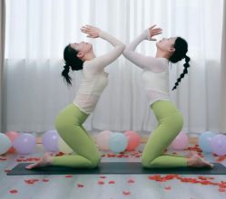 -亚太瑜伽普拉提学院