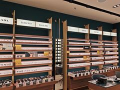 -LensCrafters亮视点(东方新天地店)