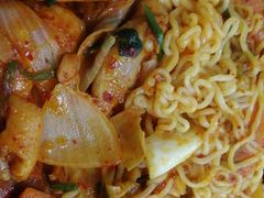 -亲昵春川鸡排(韩国美食街店)