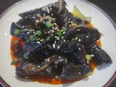 -川流不息·地道川菜·小龙虾(新松江路店)