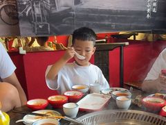 -醉董牛川派鲜肉自选火锅(烟台店)