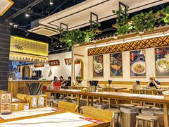 -馋三尺蟹粉小笼(人民广场店)