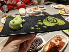 -海底捞火锅(曹安公路店)