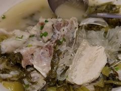 -严记小天府酸菜鱼(西四路店)