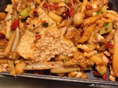 大盘牛蛙-大城小院饭店(博隆广场虹桥店)