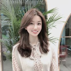 -BULB STUDIO 巴柏明星发型工作室