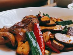 -鱼鲜饭香·招牌汽锅剁椒鱼头王