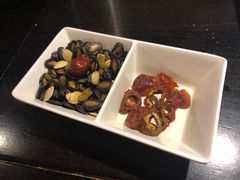 餐前小食-老表记广西宵夜螺蛳鸭脚煲(西大店)