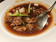 鲍汁萝卜牛腩煲-留半山·香港食堂(啦啦宝都店)