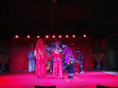 -关东情主题文化演艺餐厅