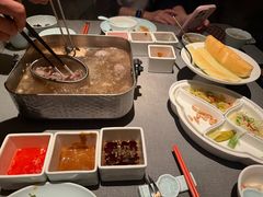 -左庭右院鲜牛肉火锅黑金店(陆家嘴中心店)
