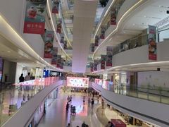-LuOne凯德晶萃广场(徐家汇路店)