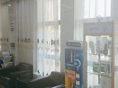 -茂菊口腔连锁(浦东南路店)