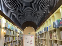 -新华书店(印象城店)
