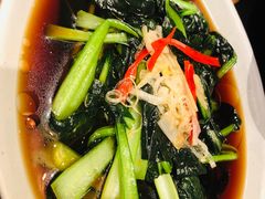 -云海肴·汽锅鸡·云南菜(天山百盛优客店)