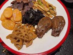 -万重锦·人文川菜馆(骡马市店)