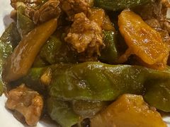 油豆角炖排骨土豆-小俩口烧烤东北菜(双井店)