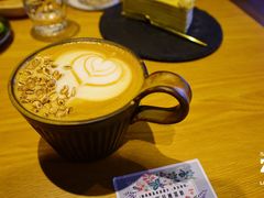 麦芽威士忌拿铁-ZING COFFEE 镜咖啡