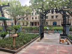 -星巴克臻选(广州沙面店)