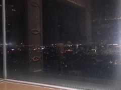 -荣誉国际酒店-云顶旋转餐厅