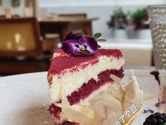 -Mark&Mars Restaurant
