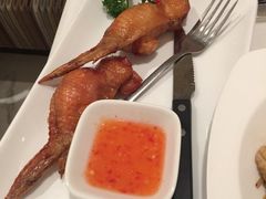 鲜虾胶酿脆皮鸡翅-港丽餐厅(杭大店)