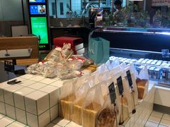 -Dough&Joe团憩(瑞虹天地月亮湾店)