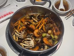 -七欣天香辣蟹火锅(闵行浦江欢乐颂店)