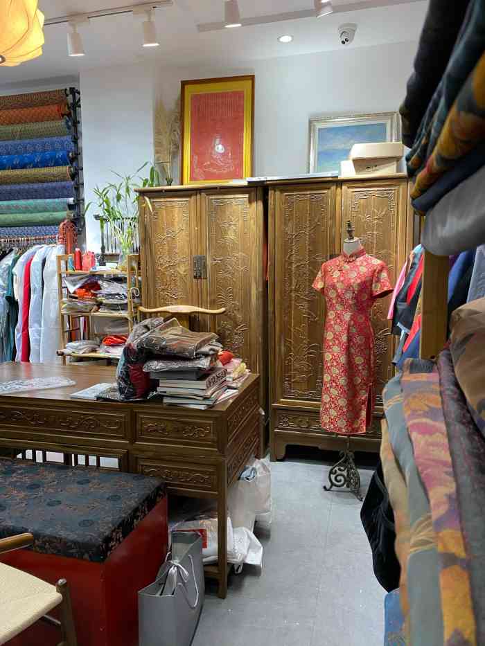 这家做旗袍的服装店还开在鹅颈湾吗?什么时候要去看看了!
