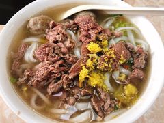 -华威达牛庄(黄埔大道西店)
