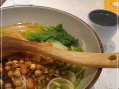 -百春原湖南牛肉粉(百联世纪店)