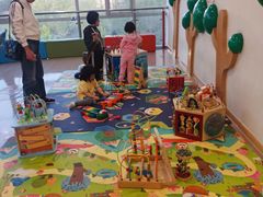 -金宝贝早教(富力广场中心)