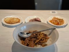 干拌猪杂老友粉-漆黑觉米粉(三里屯店)